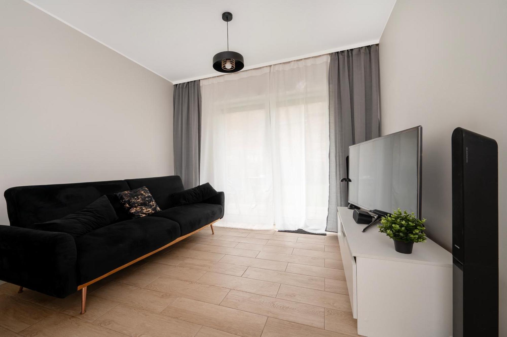 Hideaway Apartment - Terrace With Garden & Parking- By Rentujemy Lodź Bagian luar foto